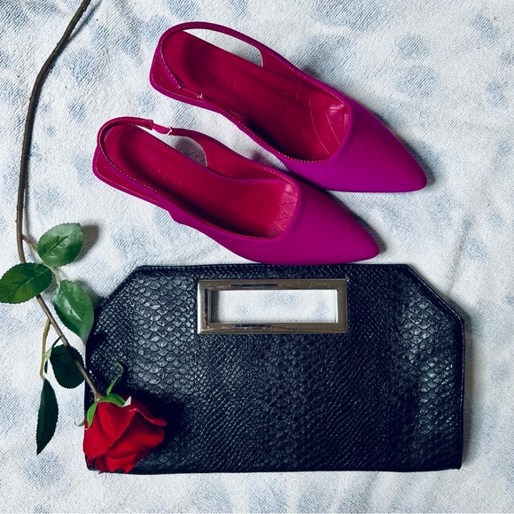 Leather Express Clutch - Picture 2 of 11